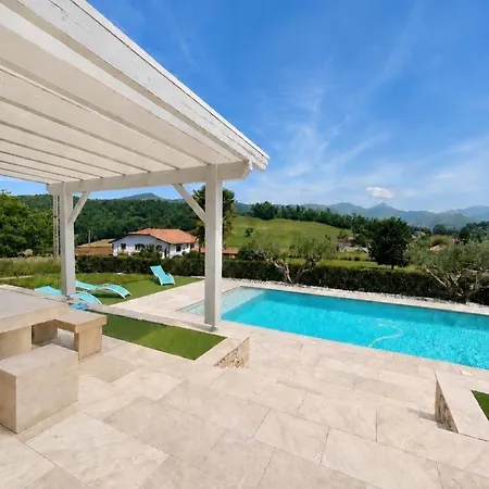 Сasa de vacaciones Hergarai Saint-Jean-le-Vieux (Ain)